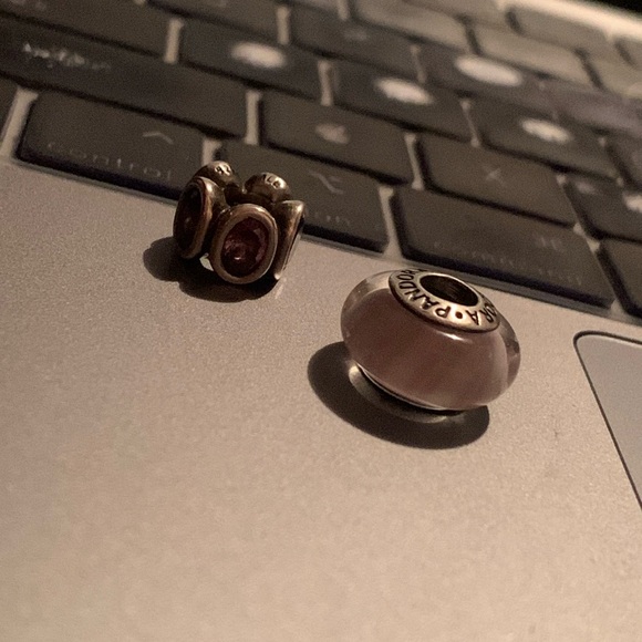 Set of 2 Pandora silver Charms - Picture 2 of 3